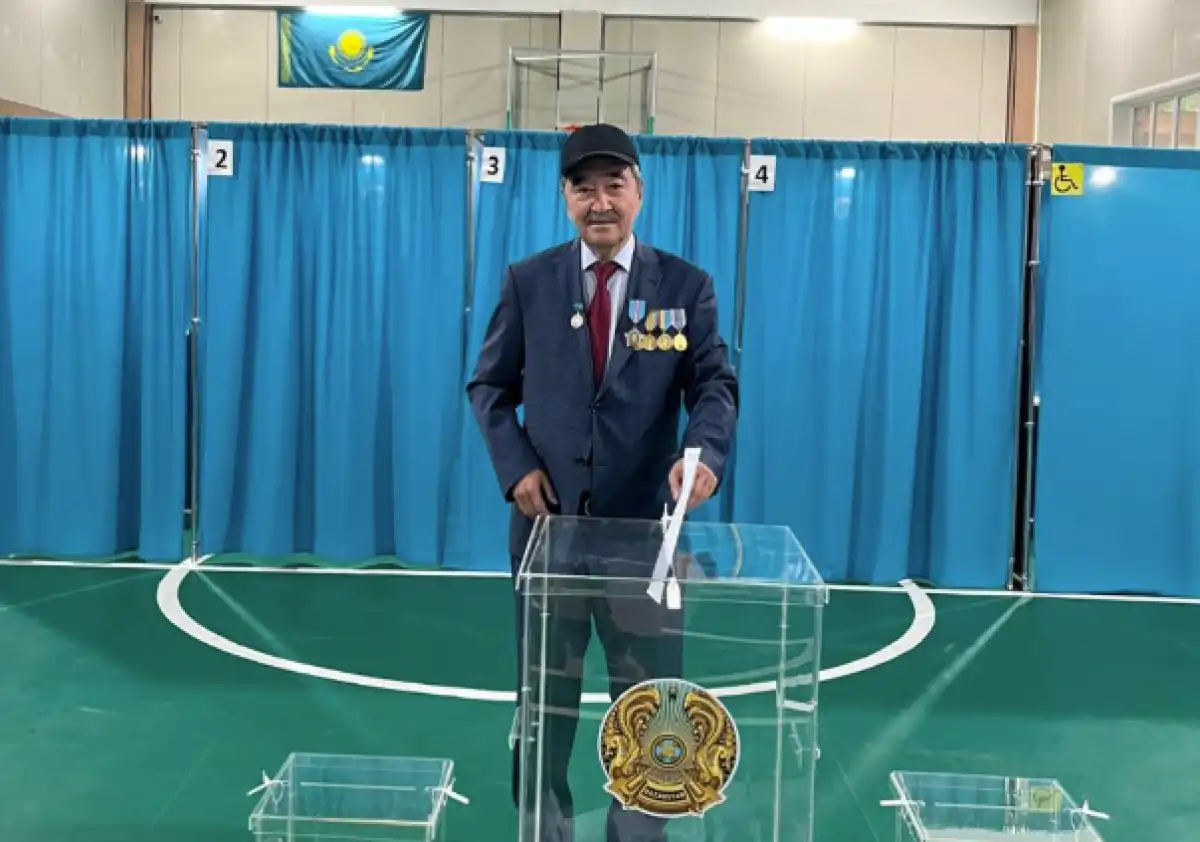 Столичный ветеран Марат Мустафин проголосовал на выборах в Курултай