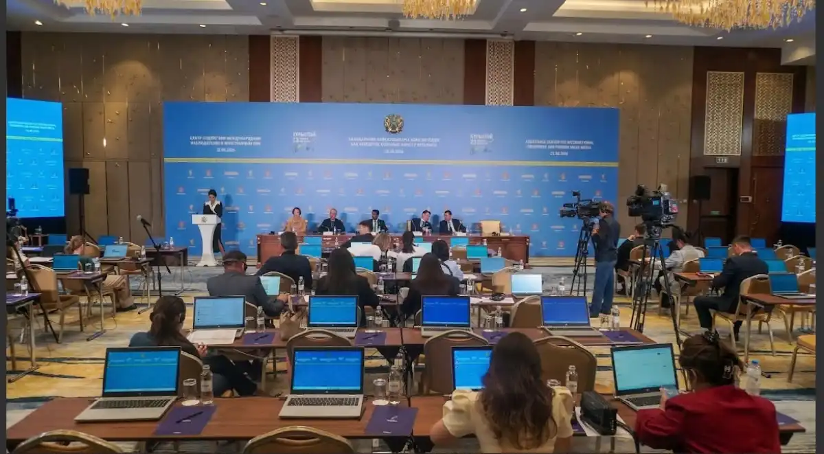 Наблюдатели ШОС не выявили нарушений в первой половине дня выборов в Курултай