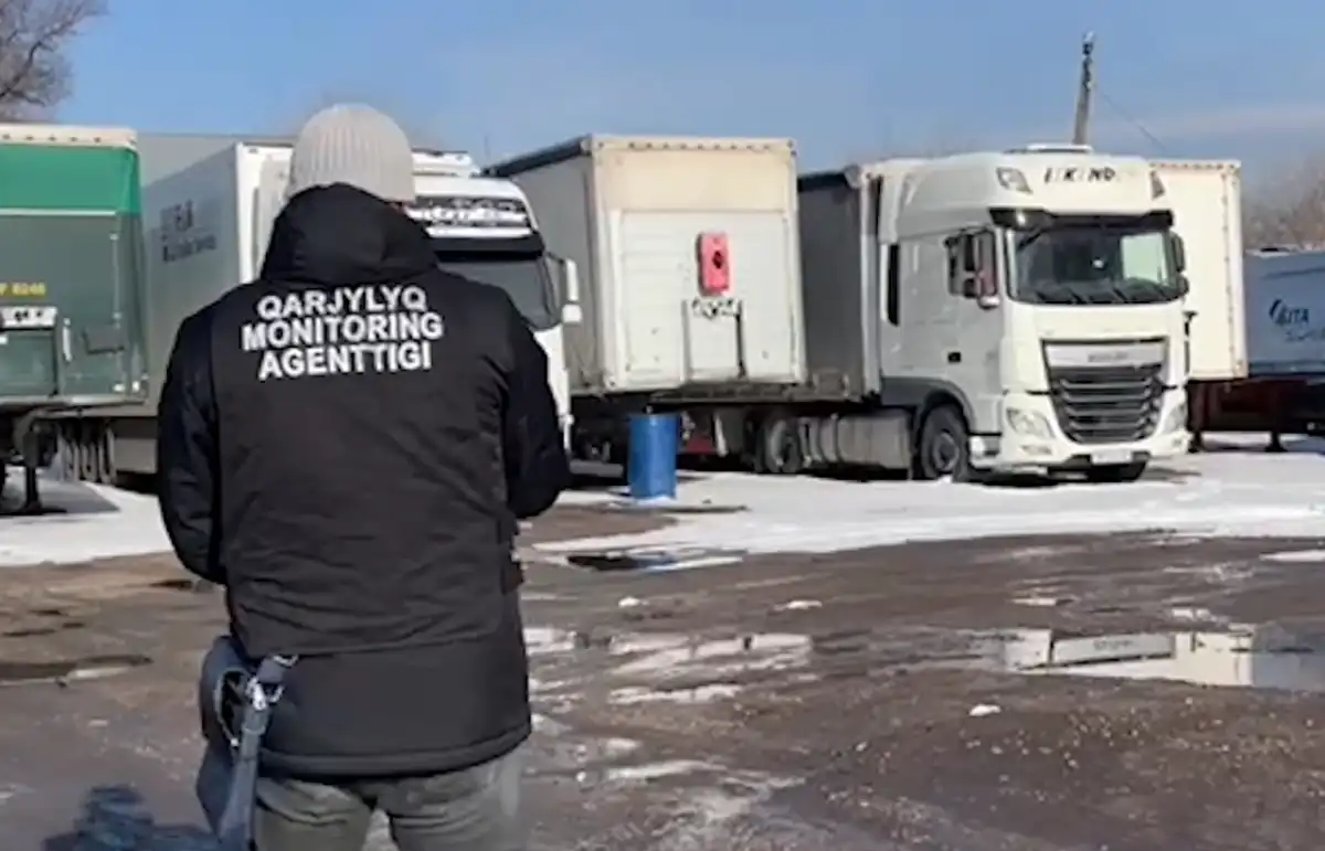Ущерб в миллиарды: ОПГ из полицейских, работников спецЦОНа и нотариусов «накрыли» в Алматинской области