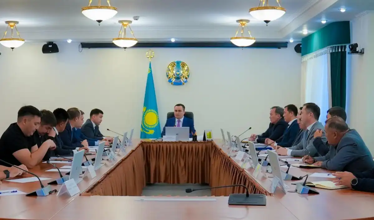 После падения двух башенных кранов в Астане усилят безопасность на стройках