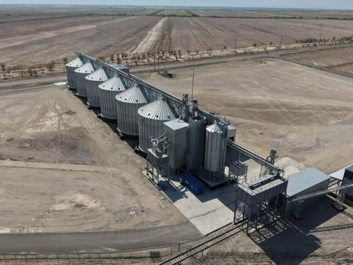 Зернохранилище мощностью до 120 тысяч тонн строят в Алматинской области