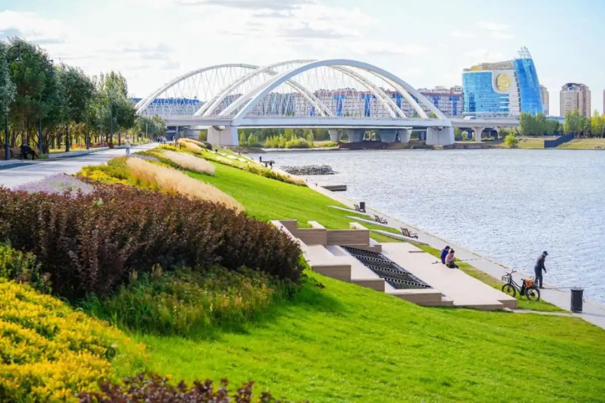 В столице высадили более 750 тысяч деревьев, кустарников и цветов