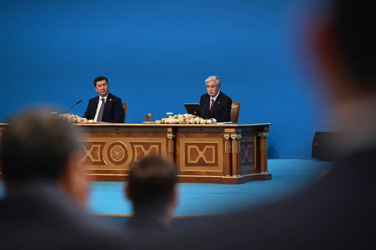 Токаев поручил реформировать систему контроля качества дорог