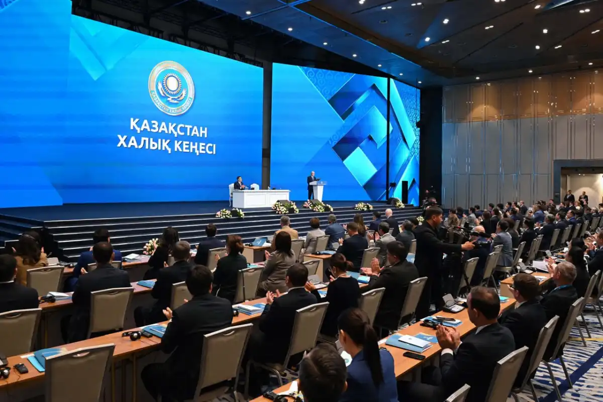 Токаев поручил создать одинаковые условия для молодежи в городах и селах