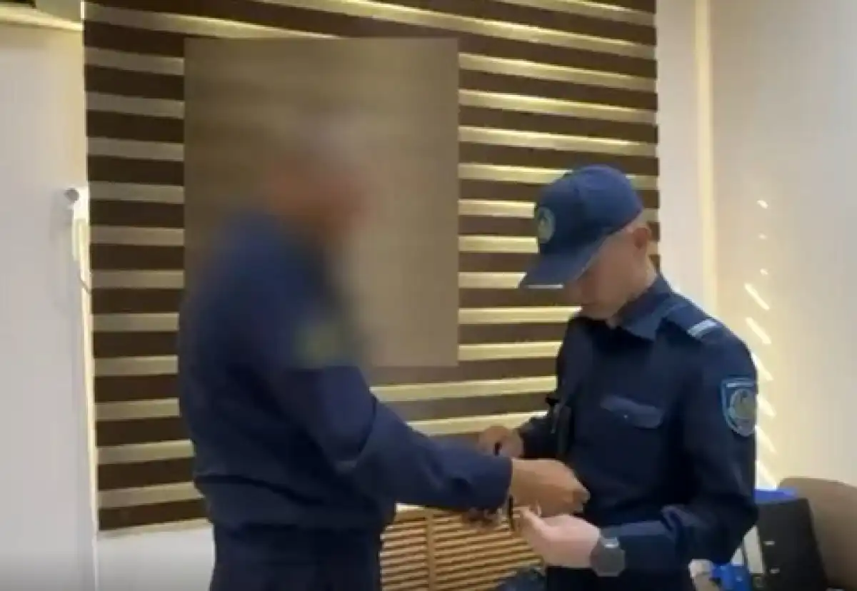 5 военных задержали по подозрению в причастности к гибели военнослужащих на Каспии - ВИДЕО