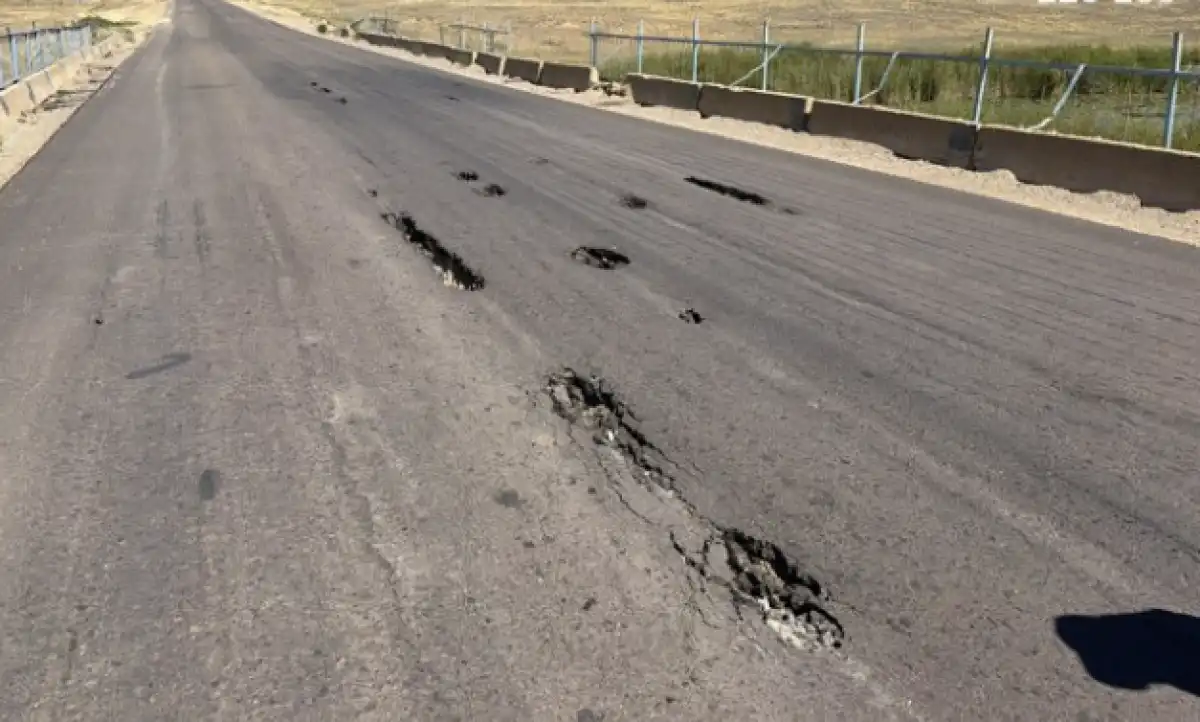 Более 20 экспертов технадзора уволили после проверки дорог в Казахстане