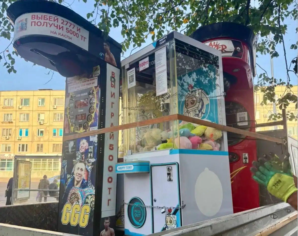 В Астане демонтировали 28 незаконных развлекательных аппаратов