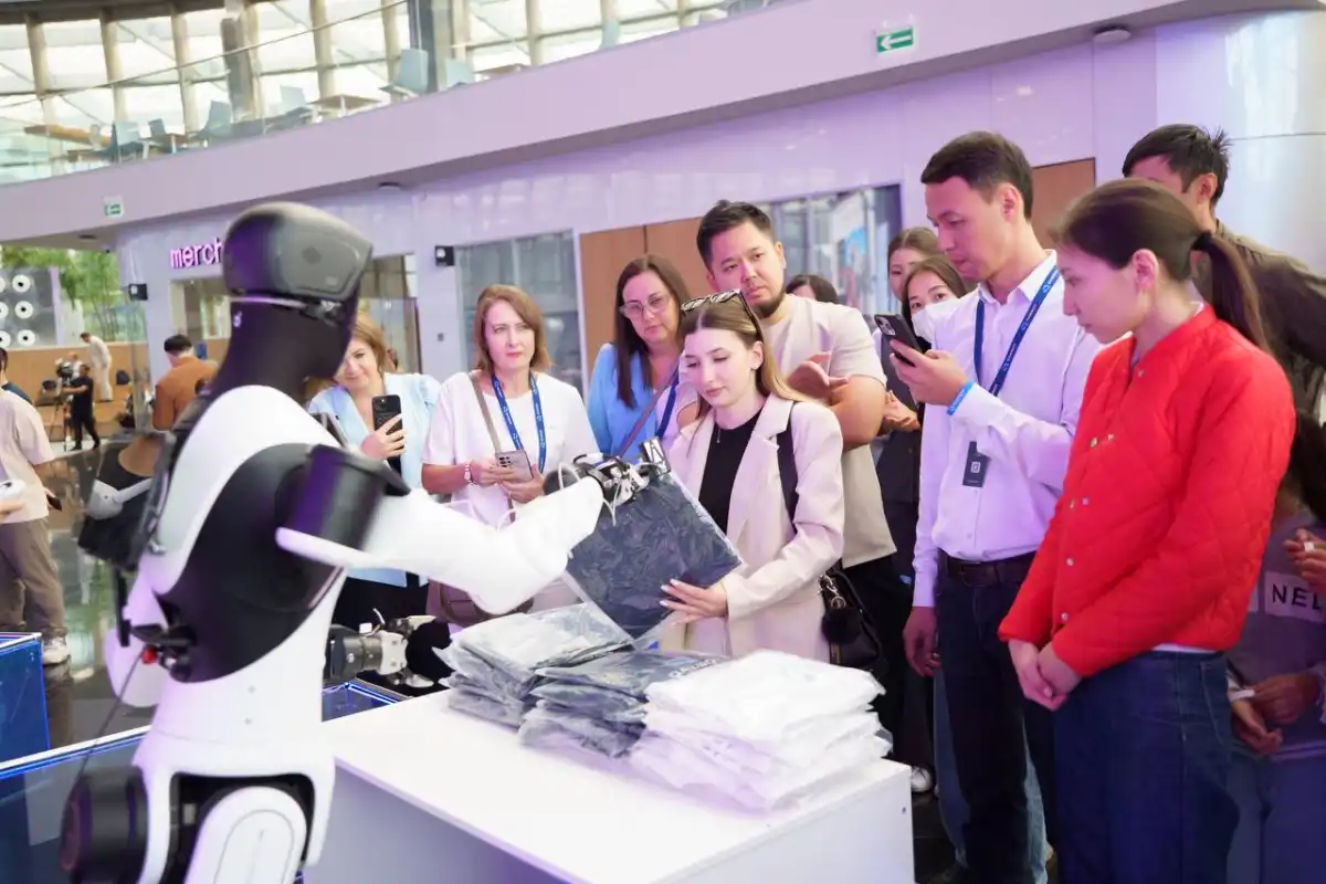 От гуманоидов до робота-собаки: что покажут на AI & Digital Bridge 2026