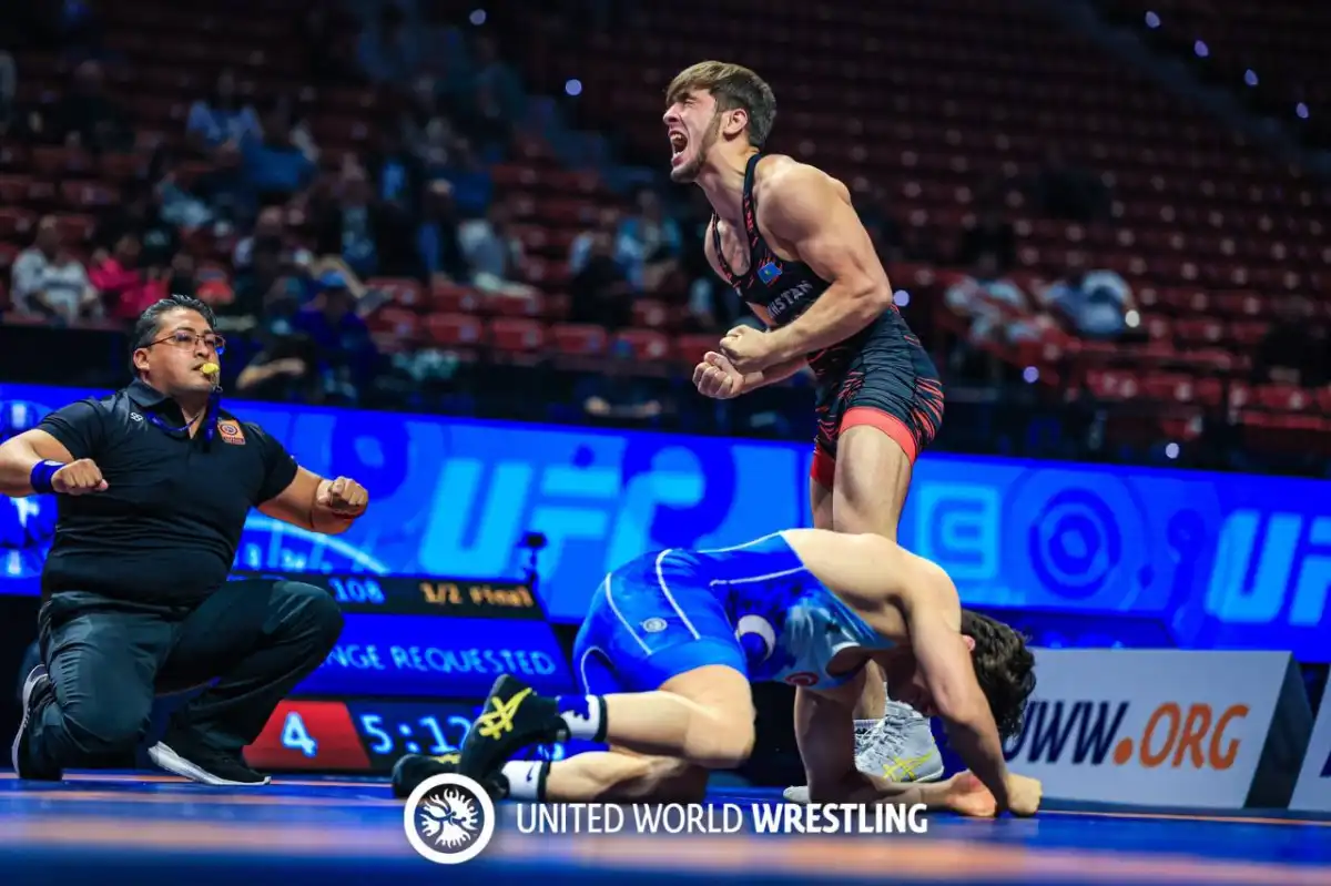 Казахстанские борцы завоевали 2 «золота» чемпионата мира в США
