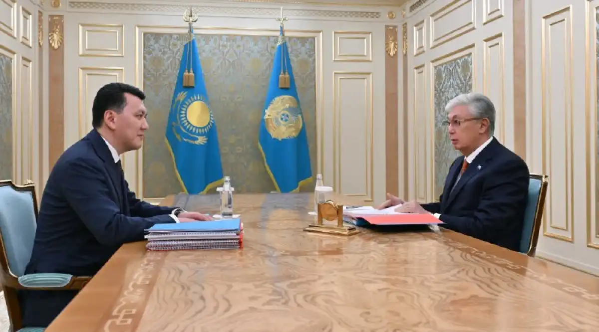 Токаев заслушал отчет о реализации поручений Курултая и Қазақстан Халық Кеңесі в Акорде