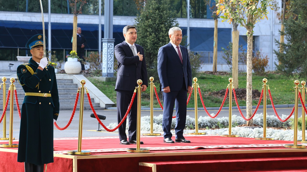 Премьер-министры Казахстана и Кыргызстана приняли участие во Втором форуме межрегионального сотрудничества в Бишкеке
